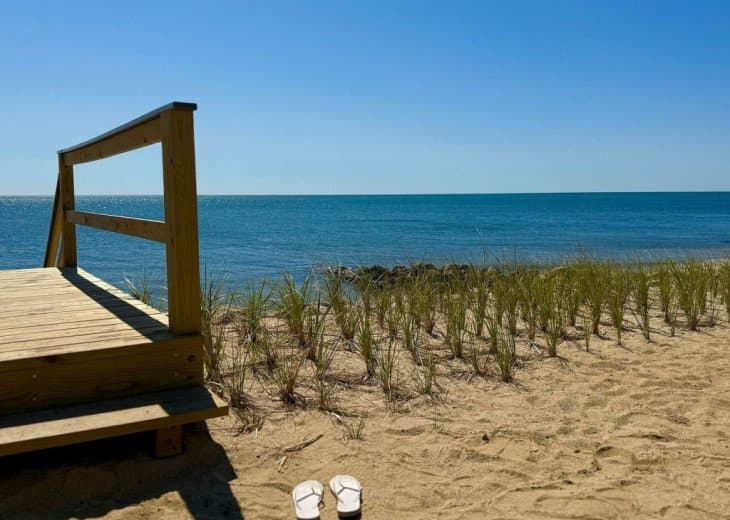 Dennis Cottage Rental: 2BR cottage in Dennis Port, steps from the beach with ocean views (CCP 140)