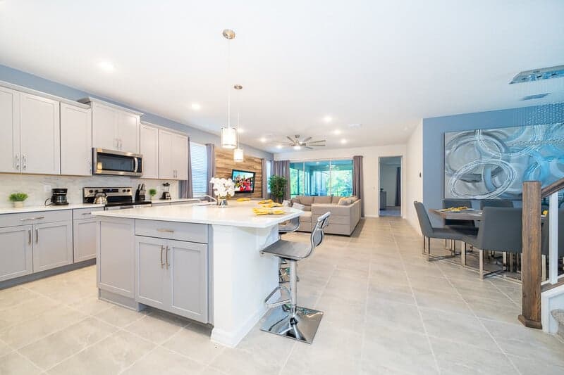 2040MA Villa 7 Beds 6,5 Baths with Private Pool & Spa
