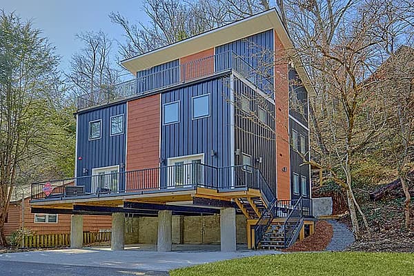 Downtown Gatlinburg Cabin
